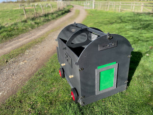 Shepherds Hut Chicken Coop - Large (up to 8 chickens)