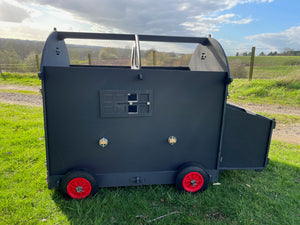 Shepherds Hut Chicken Coop - Large (up to 8 chickens)